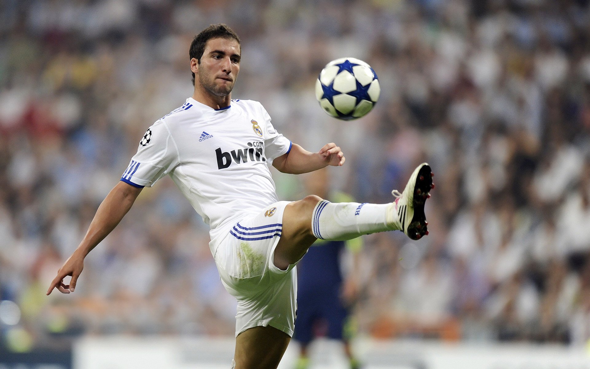 史诗级比赛瞬间回放，难忘的经典场景！